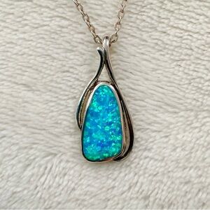 Sterling Silver Lab Opal Pendant Necklace 18” Italy 925 Blue Green Opal Vintage
